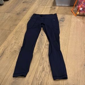 Lululemon navy blue leggings with pockets and see through sides